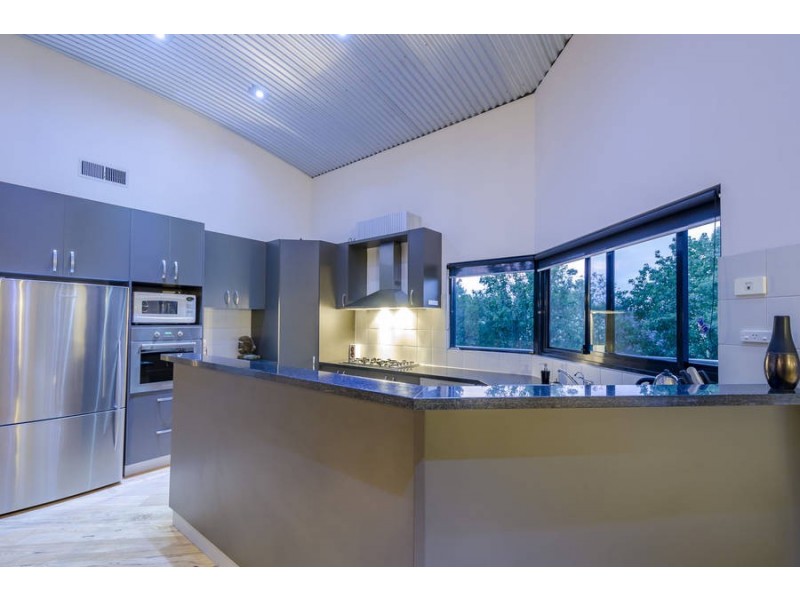 5 McPherson Place, Werribee VIC 3030