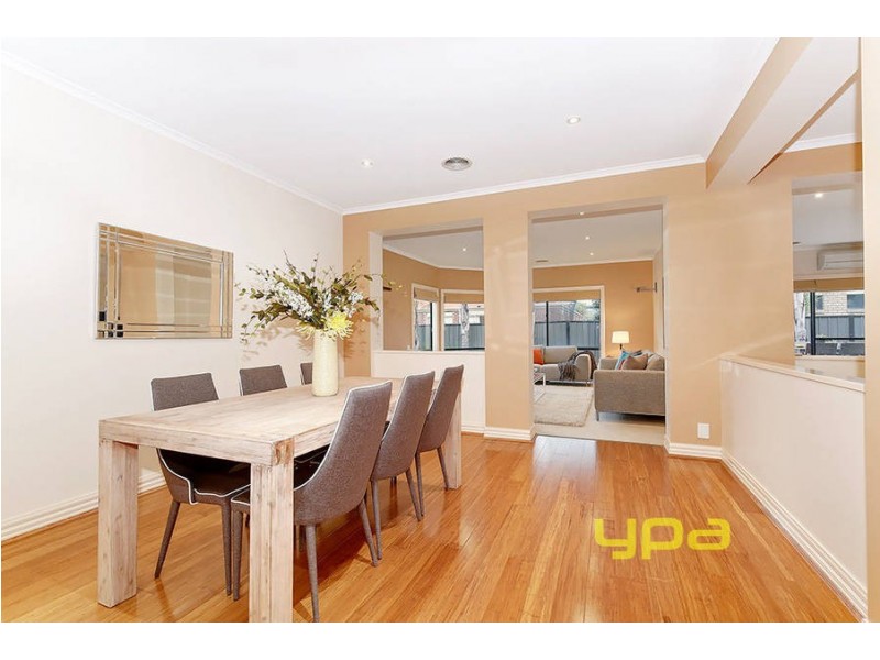 36 Banjo Paterson Circle, Point Cook VIC 3030