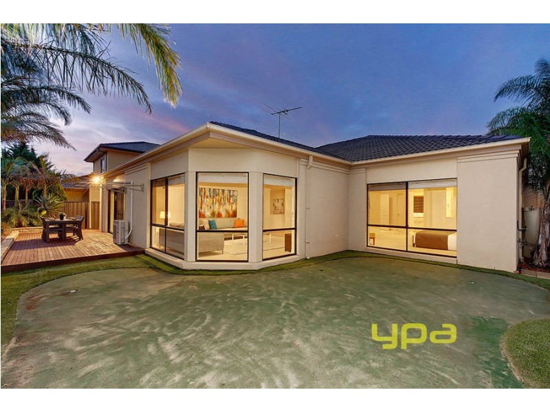 36 Banjo Paterson Circle, Point Cook VIC 3030