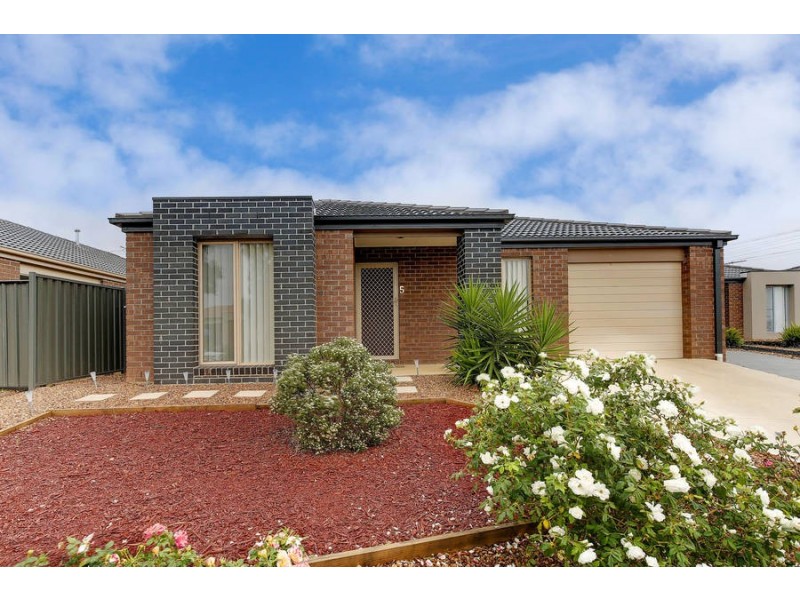 5 Yandee Court, Truganina VIC 3029