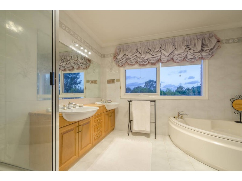 9 Casuarina Close, Hoppers Crossing VIC 3029