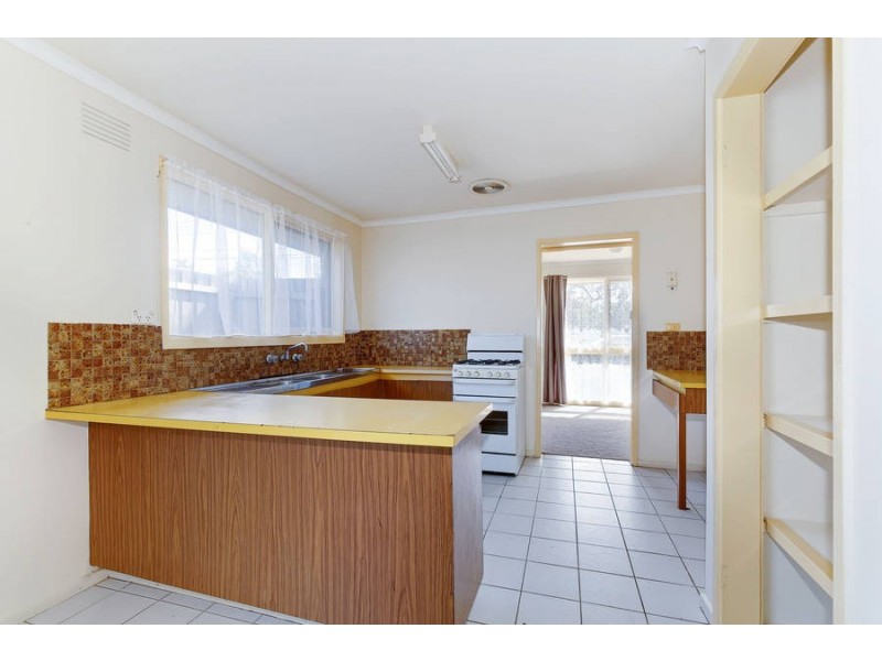 27 Greens Road, Wyndham Vale VIC 3024