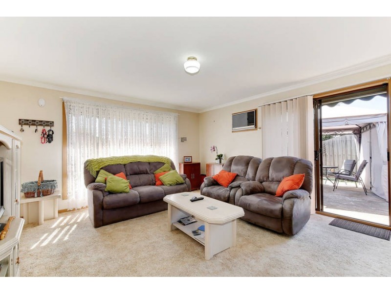 13 Kevington Street, Werribee VIC 3030