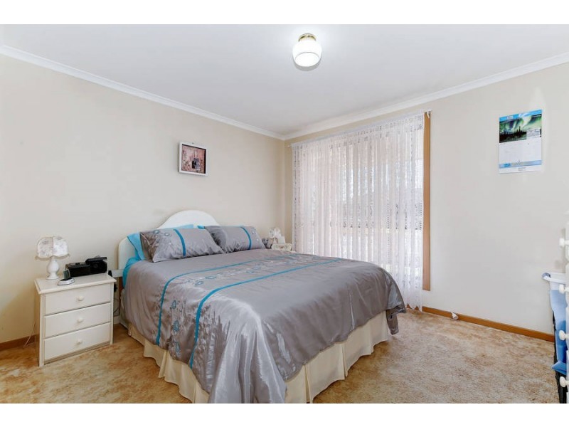 13 Kevington Street, Werribee VIC 3030