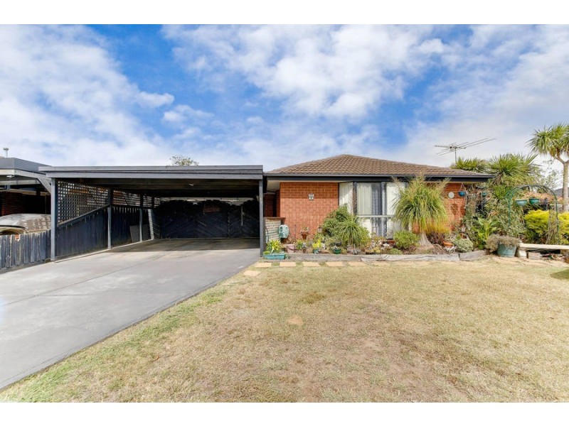 16 Seine Close, Werribee VIC 3030