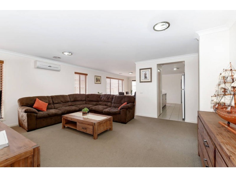 31 Laurence Way, Tarneit VIC 3029