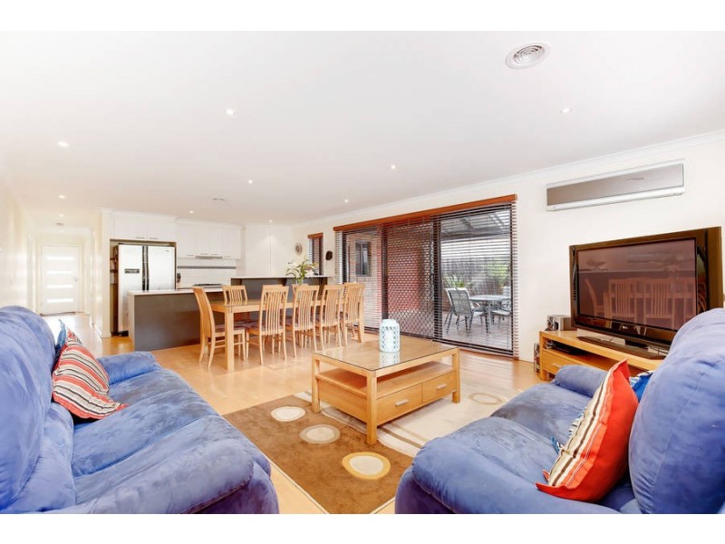 30 Condamine Avenue, Wyndham Vale VIC 3024