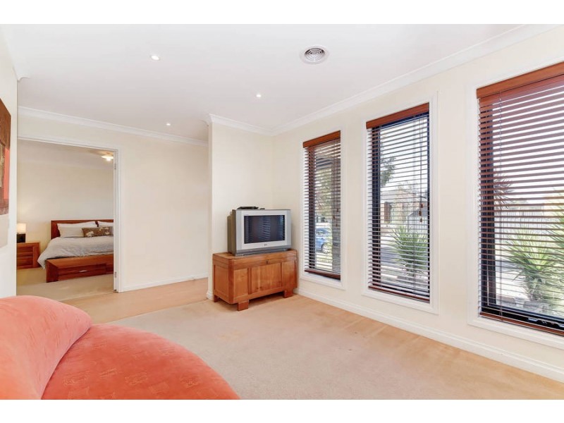 30 Condamine Avenue, Wyndham Vale VIC 3024