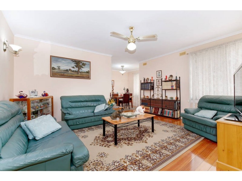 27 Marlborough Crescent, Hoppers Crossing VIC 3029