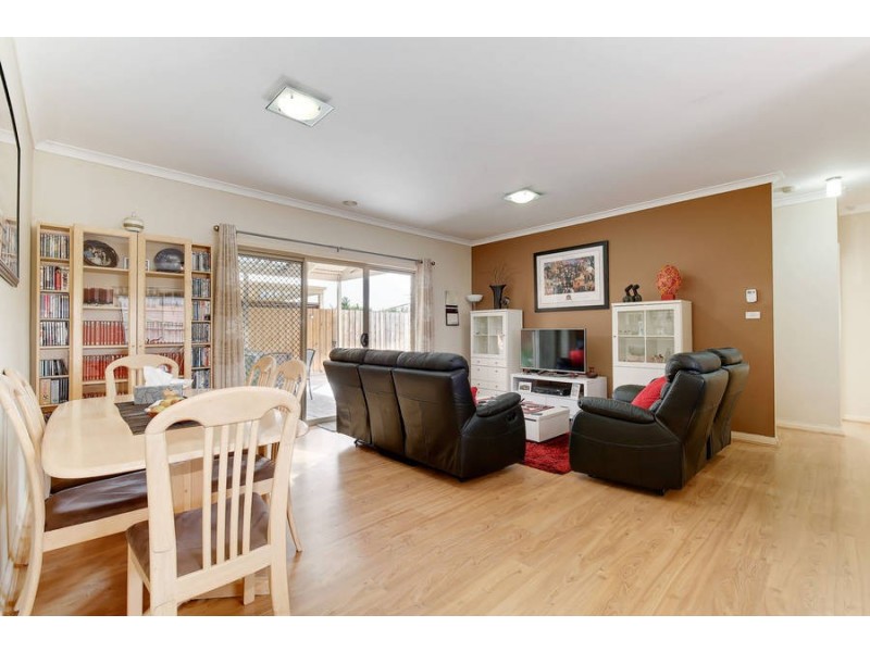 2 Diamond Drive, Werribee VIC 3030