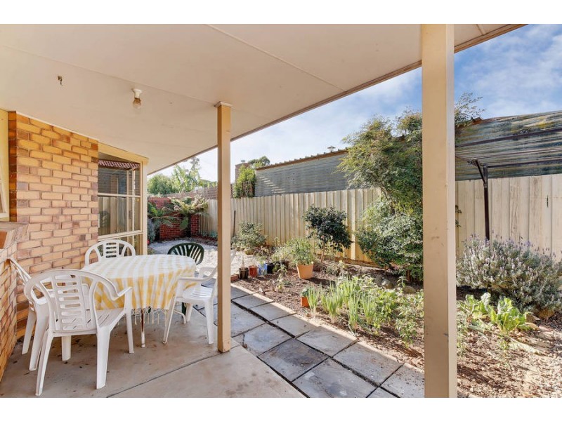 2/10 Bailey Street, Werribee VIC 3030