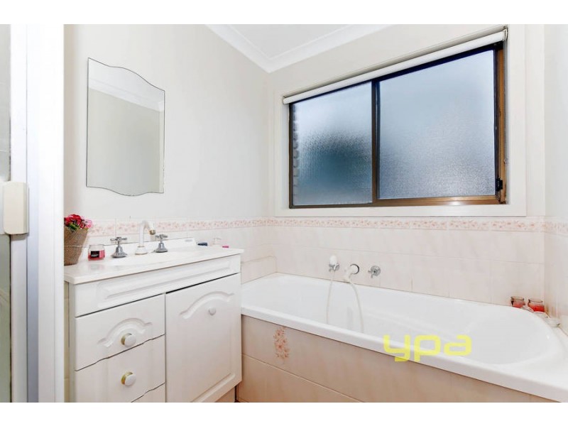 4 Snowgum Court, Hoppers Crossing VIC 3029