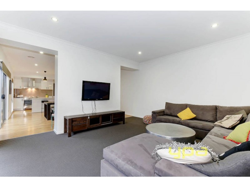 42 Filmont Drive, Werribee VIC 3030