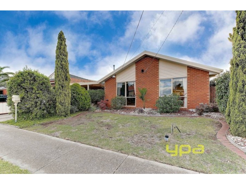 17 Sunbird Crescent, Hoppers Crossing VIC 3029
