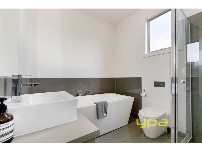 40 Filmont Drive, Werribee VIC 3030