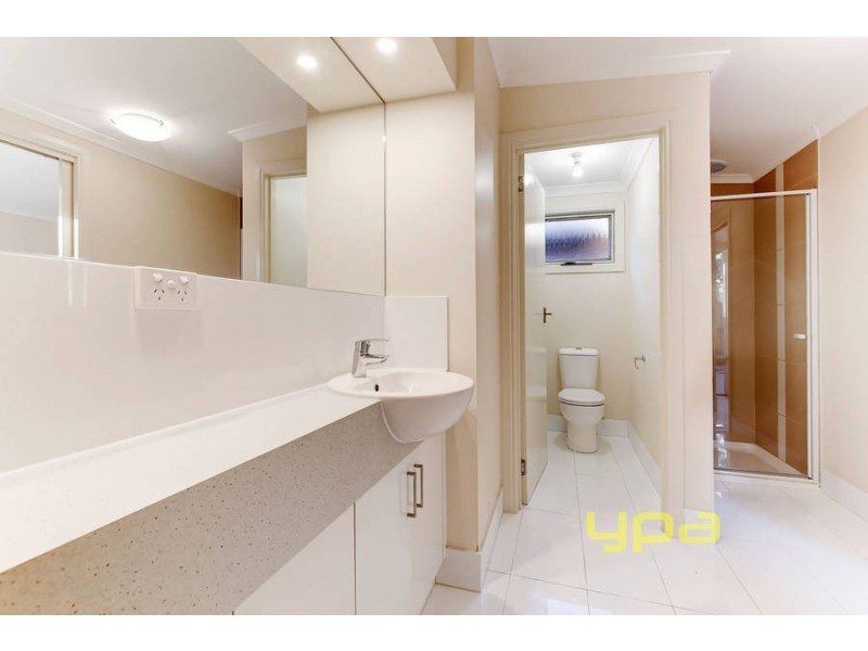 121 Werribee Street North, Werribee VIC 3030