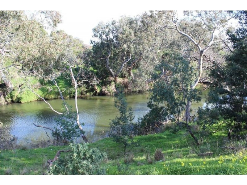 121 Werribee Street North, Werribee VIC 3030