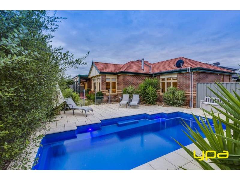 51 McMahon Crescent, Tarneit VIC 3029