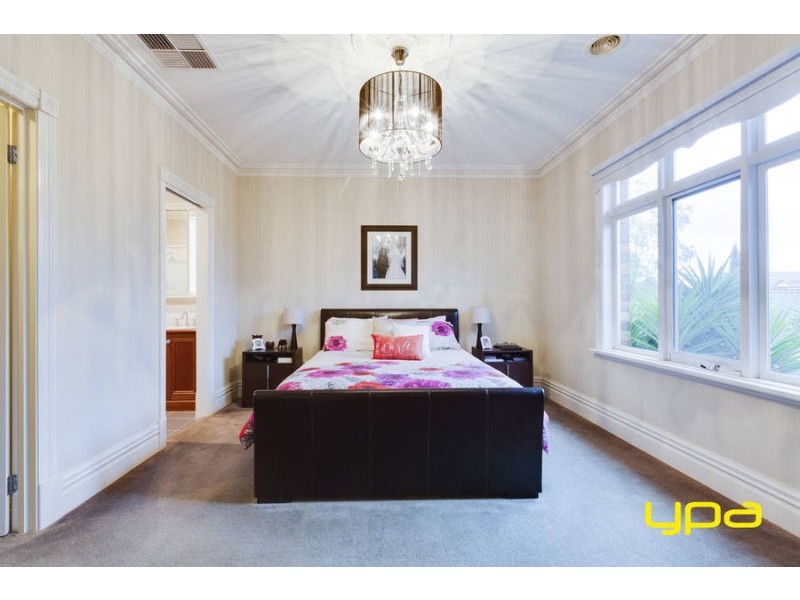 51 McMahon Crescent, Tarneit VIC 3029