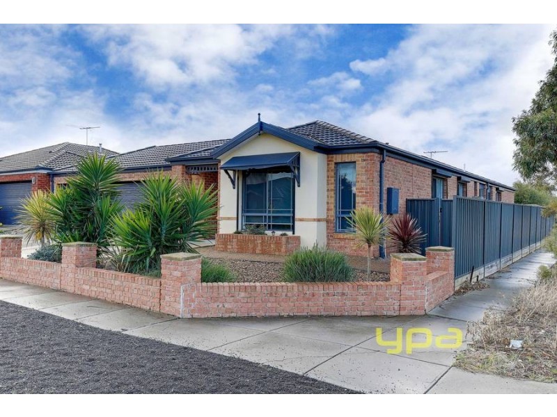 8 Burrendong Street, Wyndham Vale VIC 3024