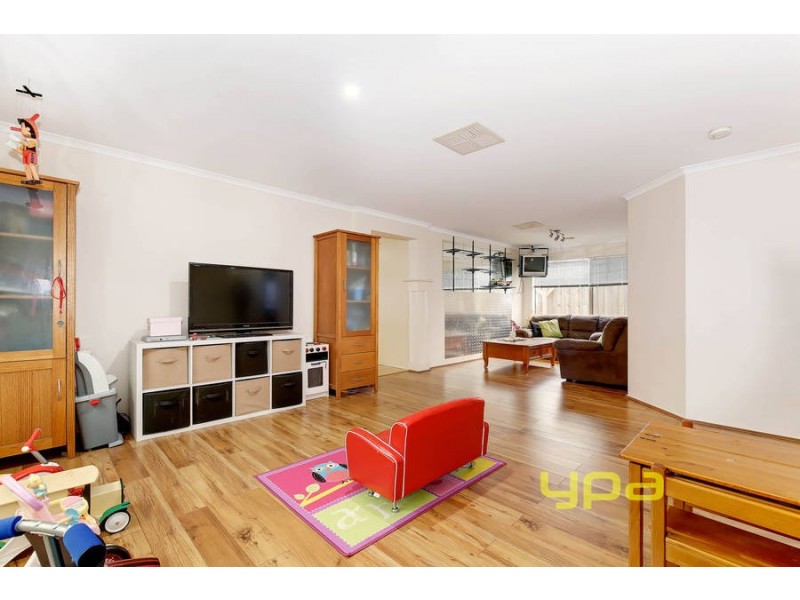 22 Castleton Avenue, Tarneit VIC 3029