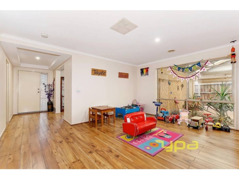 22 Castleton Avenue, Tarneit VIC 3029