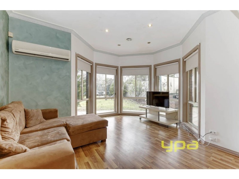18 Carshalton Court, Hoppers Crossing VIC 3029