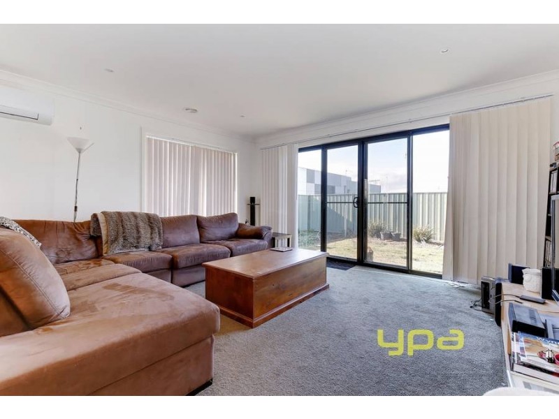 32 Cranwell Way, Wyndham Vale VIC 3024