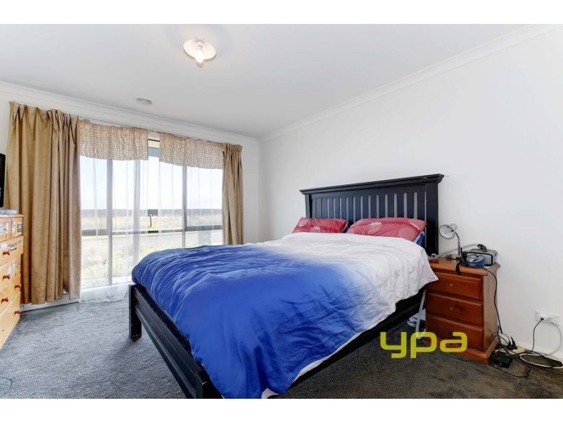 32 Cranwell Way, Wyndham Vale VIC 3024