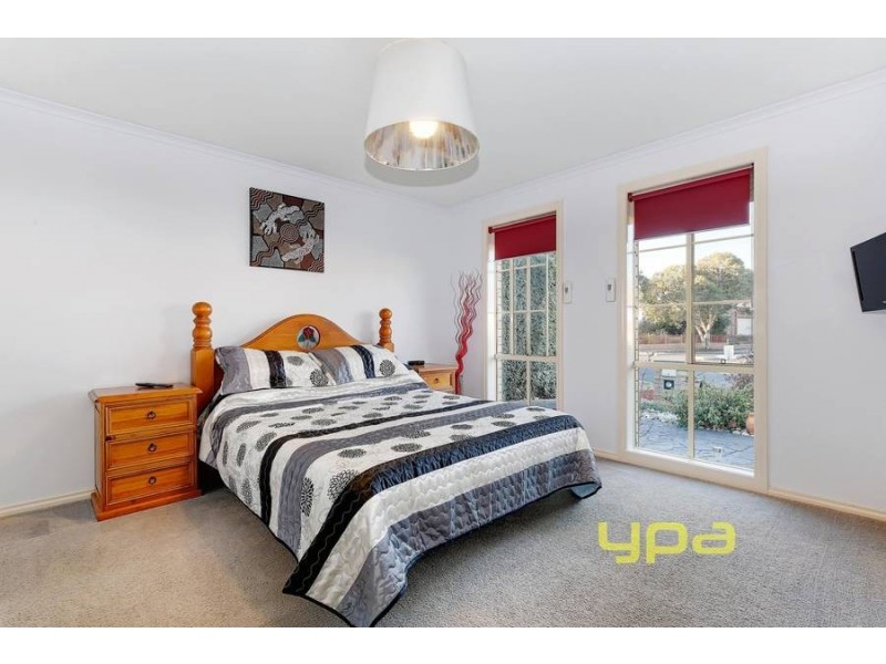 27 River Run Drive, Werribee VIC 3030