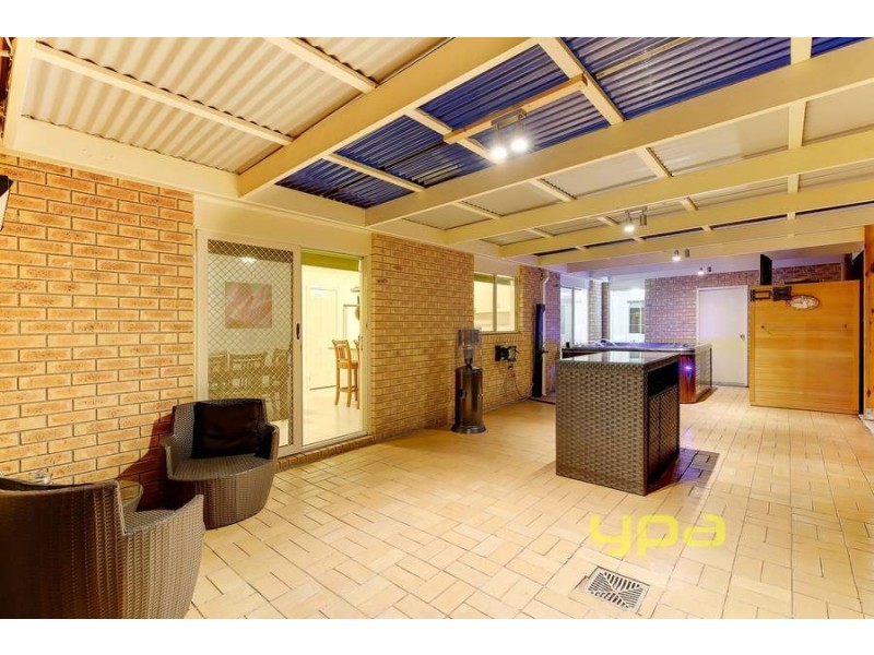 27 River Run Drive, Werribee VIC 3030