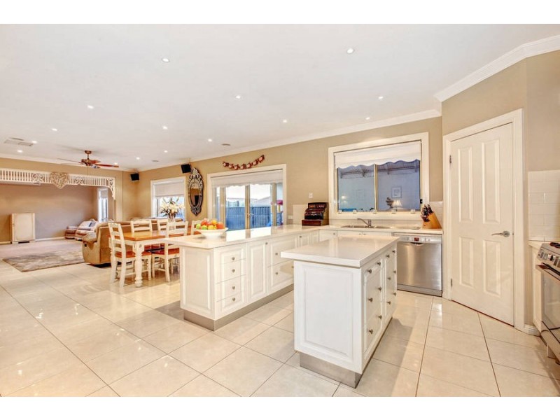 14 Arrowhead Street, Wyndham Vale VIC 3024