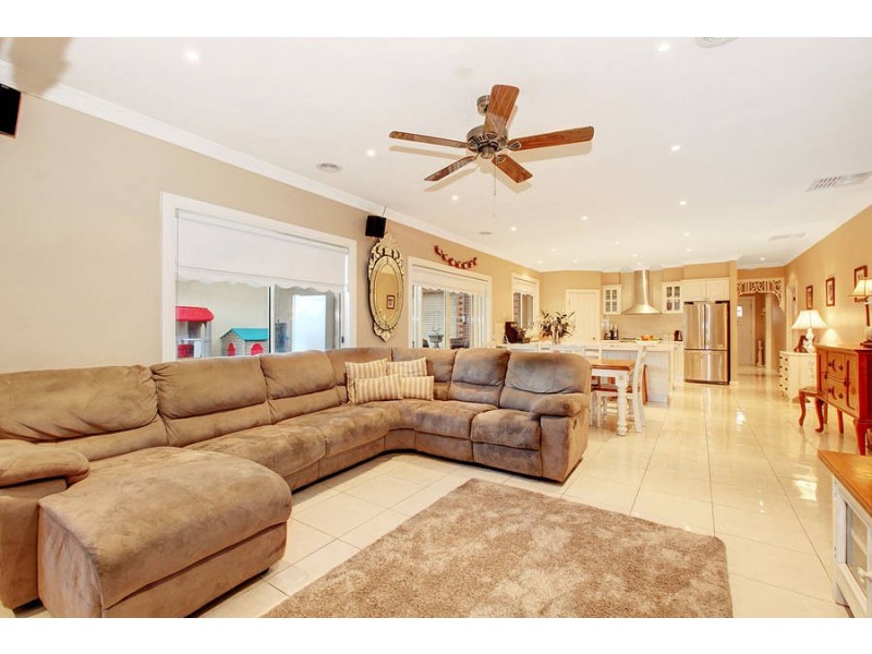 14 Arrowhead Street, Wyndham Vale VIC 3024