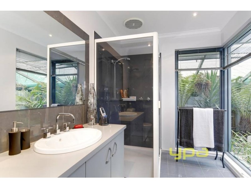 20 Melrose Place, Werribee VIC 3030