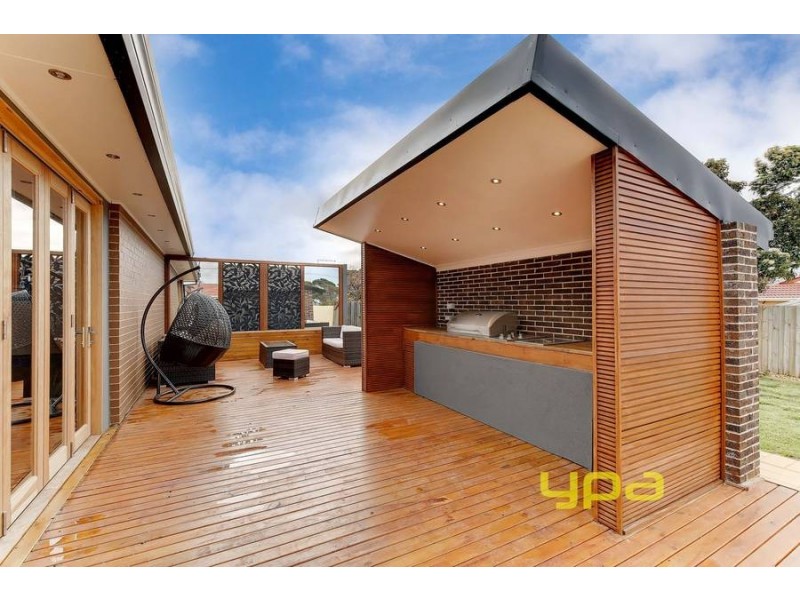 8 Berri Court, Hoppers Crossing VIC 3029