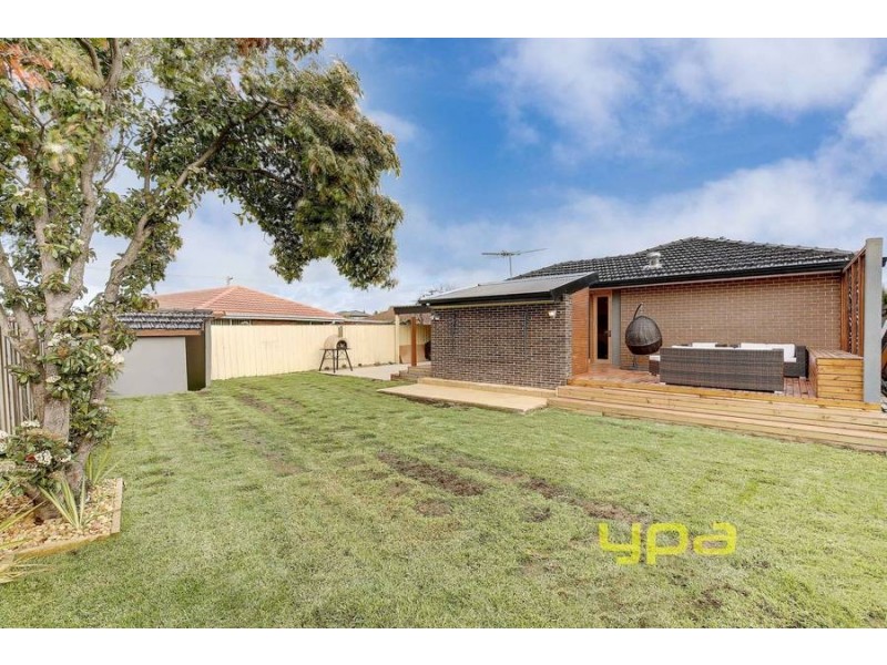 8 Berri Court, Hoppers Crossing VIC 3029