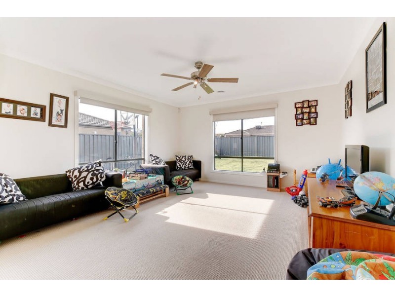 125 Kinglake Drive, Wyndham Vale VIC 3024