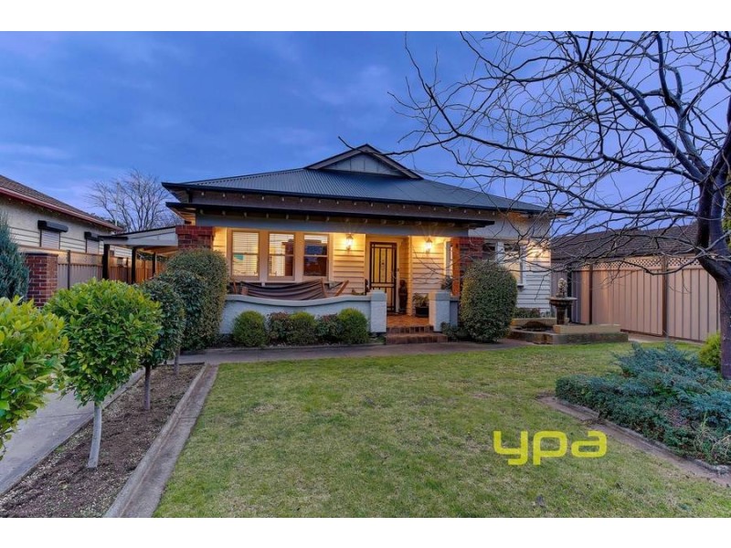 12 Railway Avenue, Werribee VIC 3030