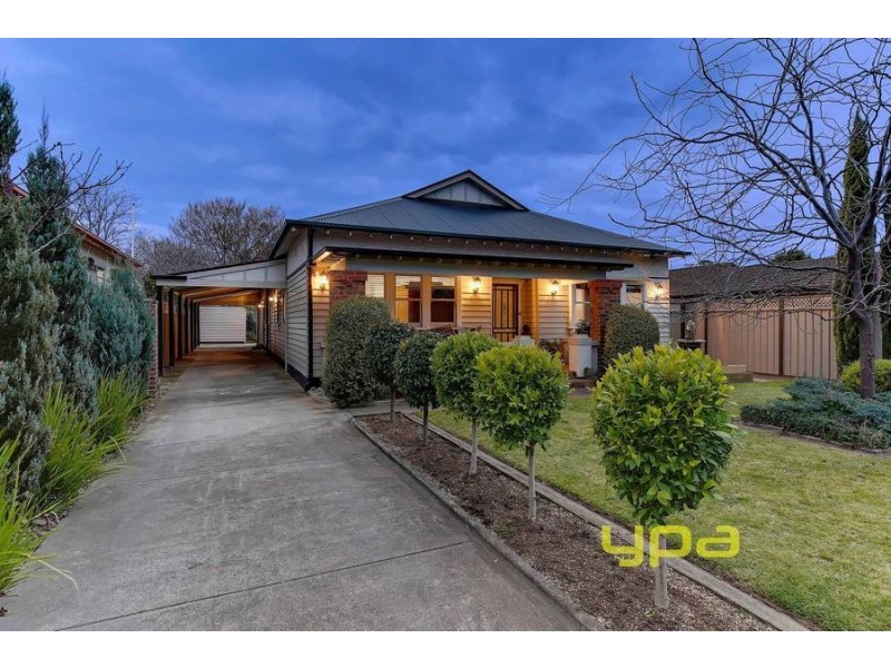 12 Railway Avenue, Werribee VIC 3030