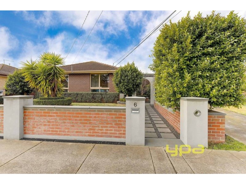 6 Quartok Avenue, Werribee VIC 3030