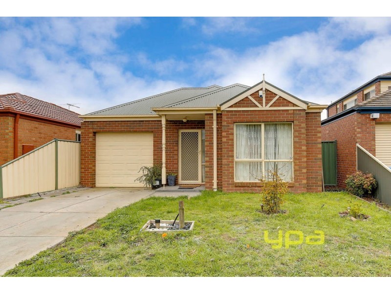10 Chesterfield Drive, Wyndham Vale VIC 3024
