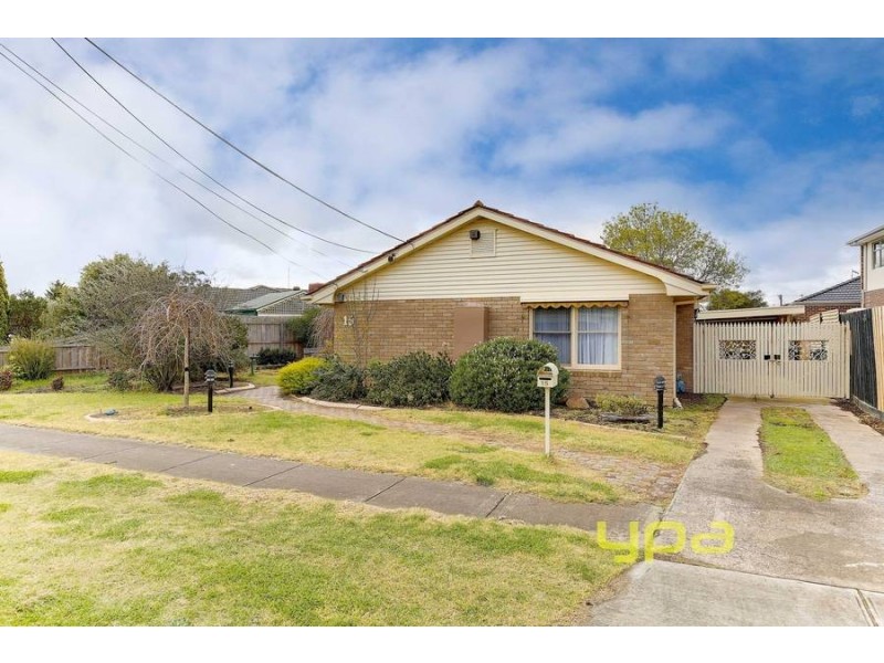 15 Harris Avenue, Hoppers Crossing VIC 3029