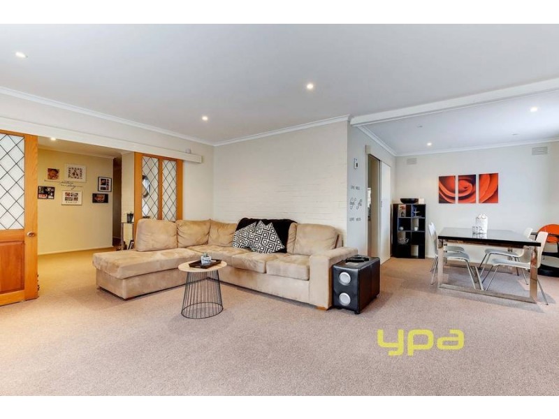 15 Harris Avenue, Hoppers Crossing VIC 3029