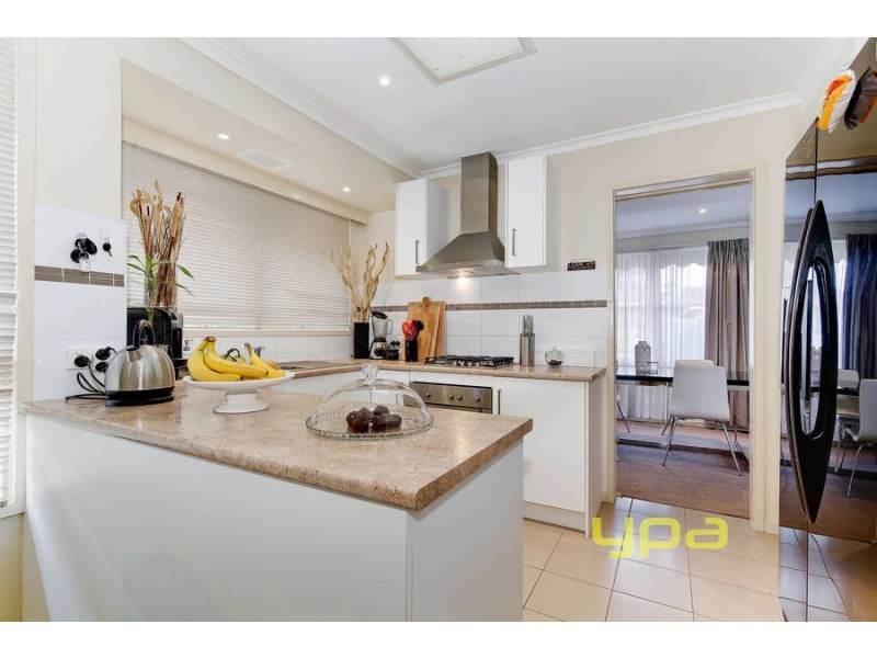 15 Harris Avenue, Hoppers Crossing VIC 3029