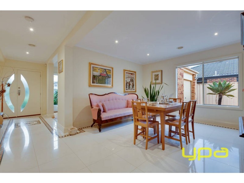 15 Yankos Drive, Werribee VIC 3030