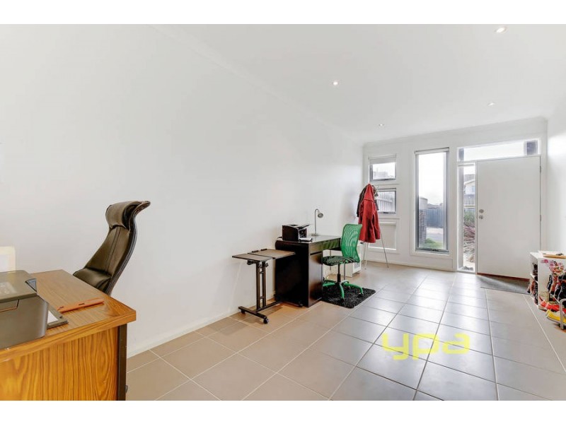 4/1 Georgia Crescent, Werribee VIC 3030