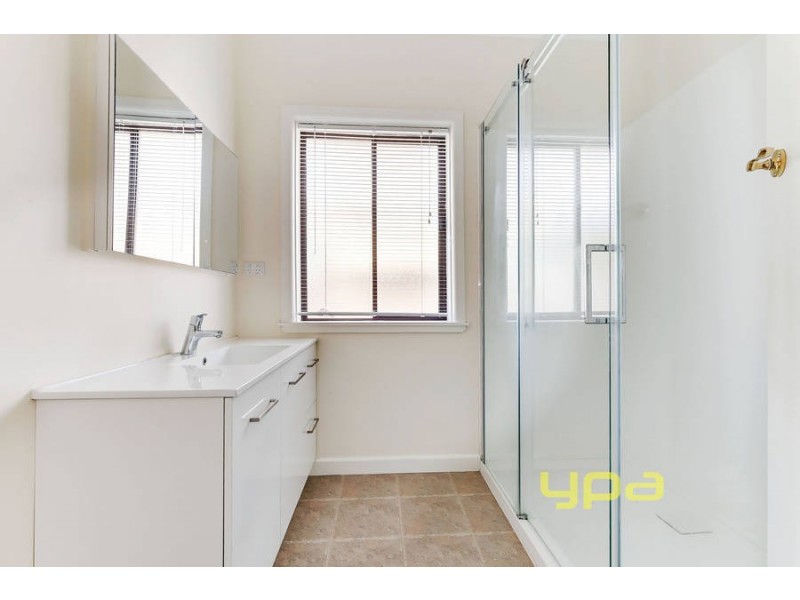 40 Carter Avenue, Werribee VIC 3030