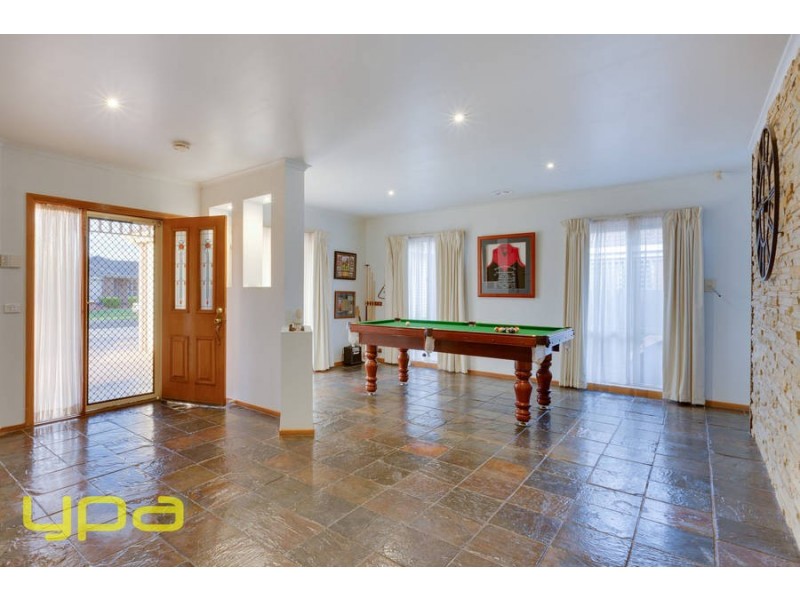 32 Mirabella Close, Werribee VIC 3030