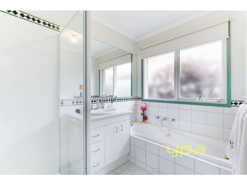 1 Paisley Court, Werribee VIC 3030