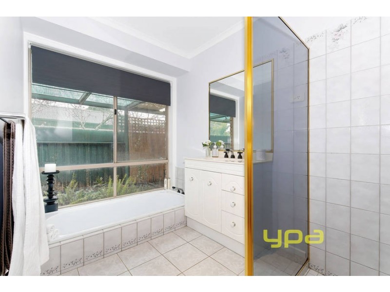 30 Dowling Avenue, Hoppers Crossing VIC 3029